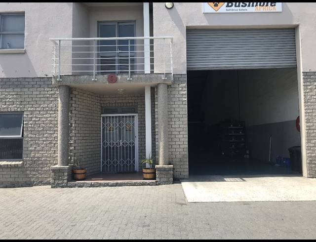 381M² WAREHOUSE TO LET IN AIRPORT INDUSTRIA